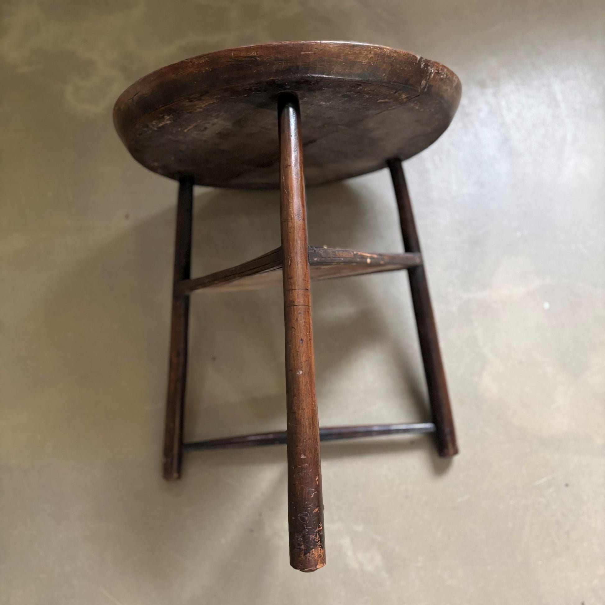 Antique wooden tripod side - table, late 18th century, Belgium - COLLECTORS RDAM