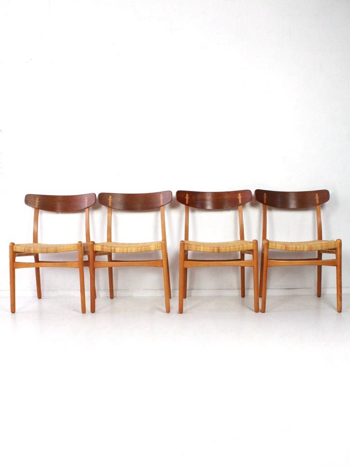 Dining chairs CH23 by Hans J Wegner for Carl Hansen & Son - Collectors - Net.Work