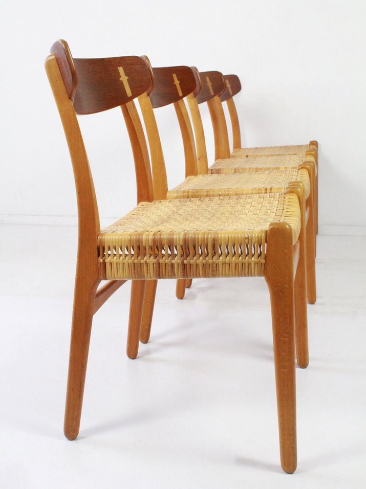 Dining chairs CH23 by Hans J Wegner for Carl Hansen & Son - Collectors - Net.Work