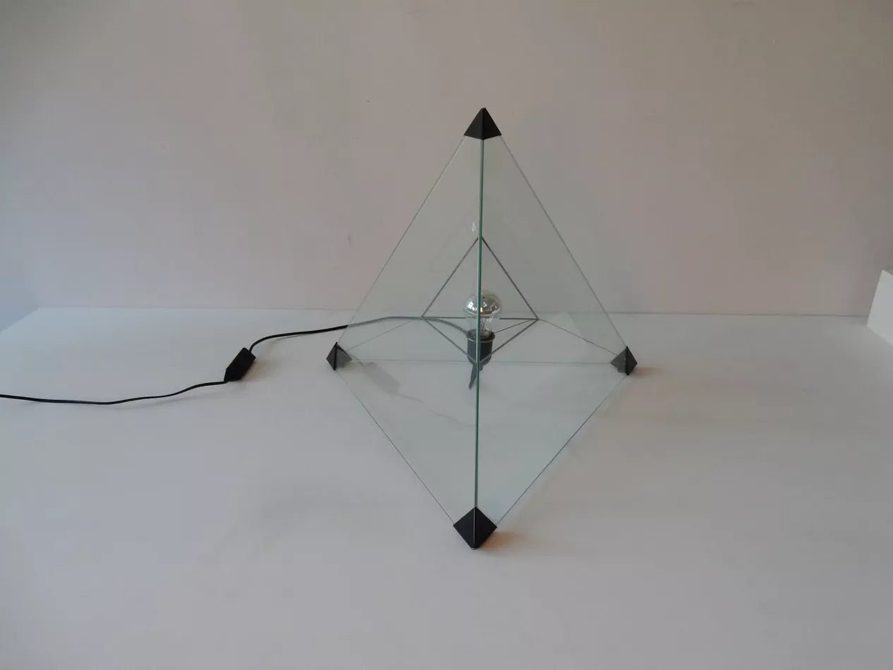 Frans van Nieuwenborg Tetrahedron Table Lamp Indoor 1979 - COLLECTORS RDAM