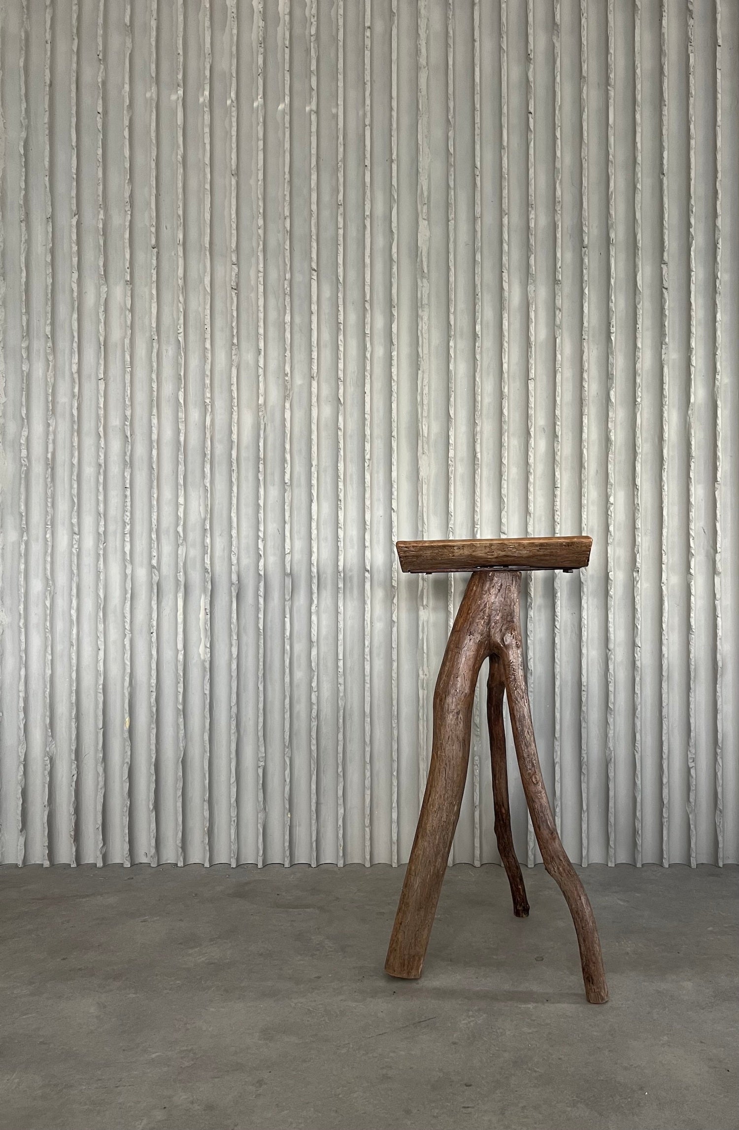 High French wooden side table - COLLECTORS RDAM