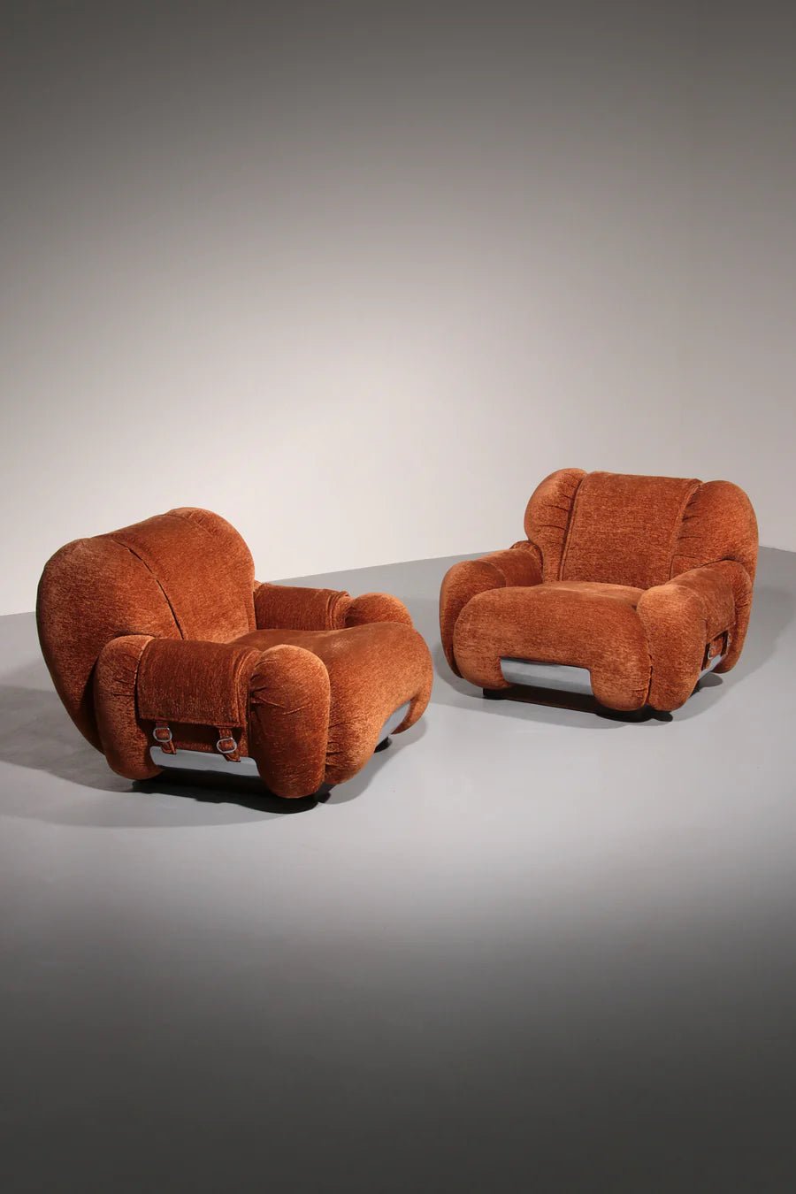 Lounge Chairs designed in the style from Adriano Piazzesi italy - COLLECTORS RDAM
