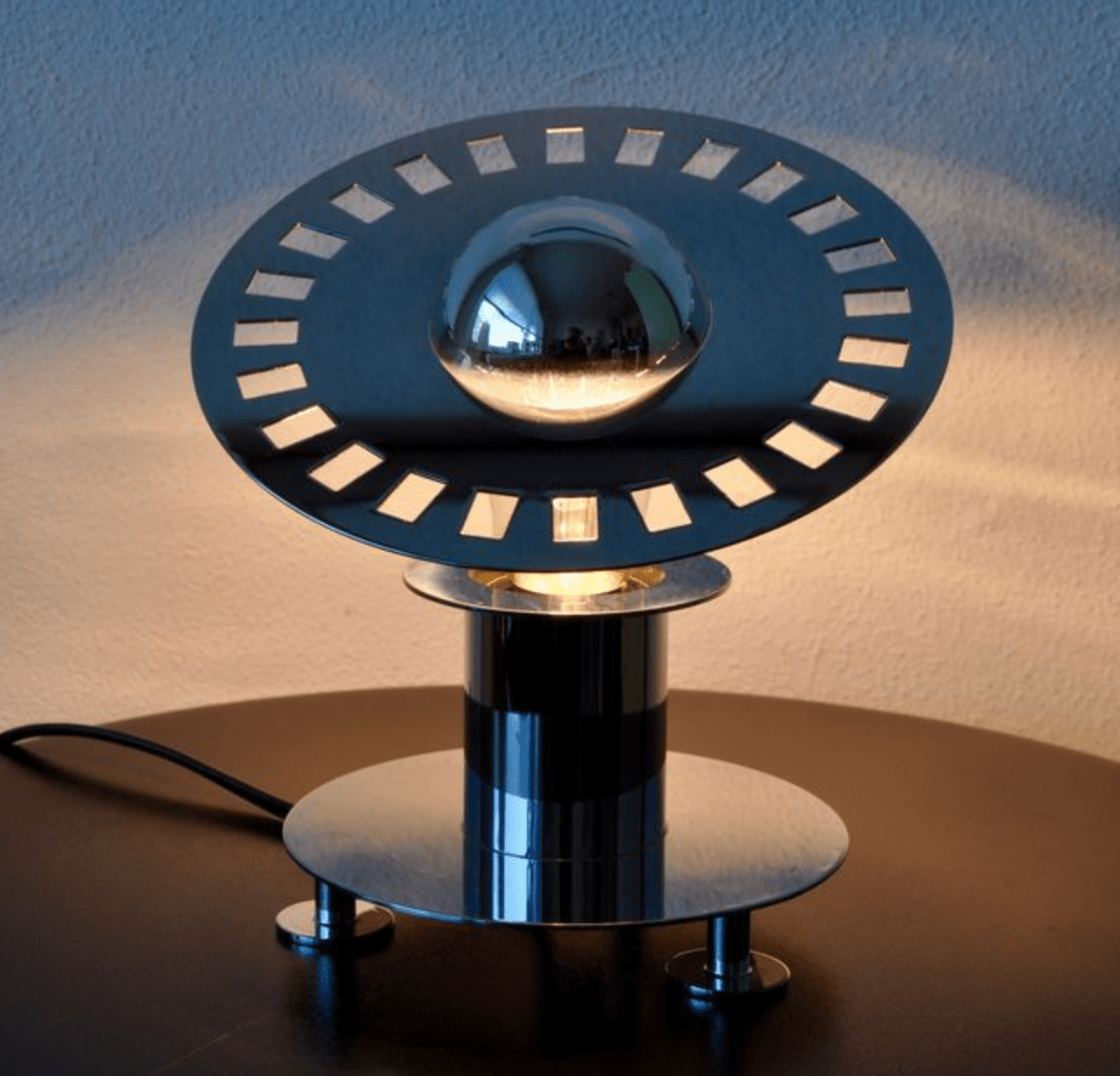 'Luna" tablelamp by George Sowden for Memphis Milano - COLLECTORS RDAM