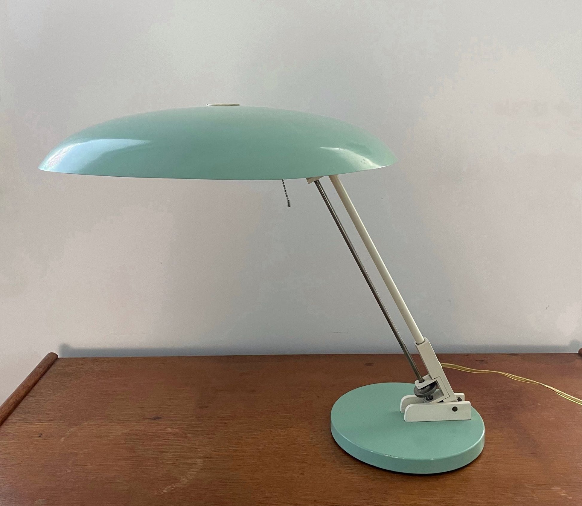 Nedalo industrial table lamp, Dutch design, 1950s - COLLECTORS RDAM