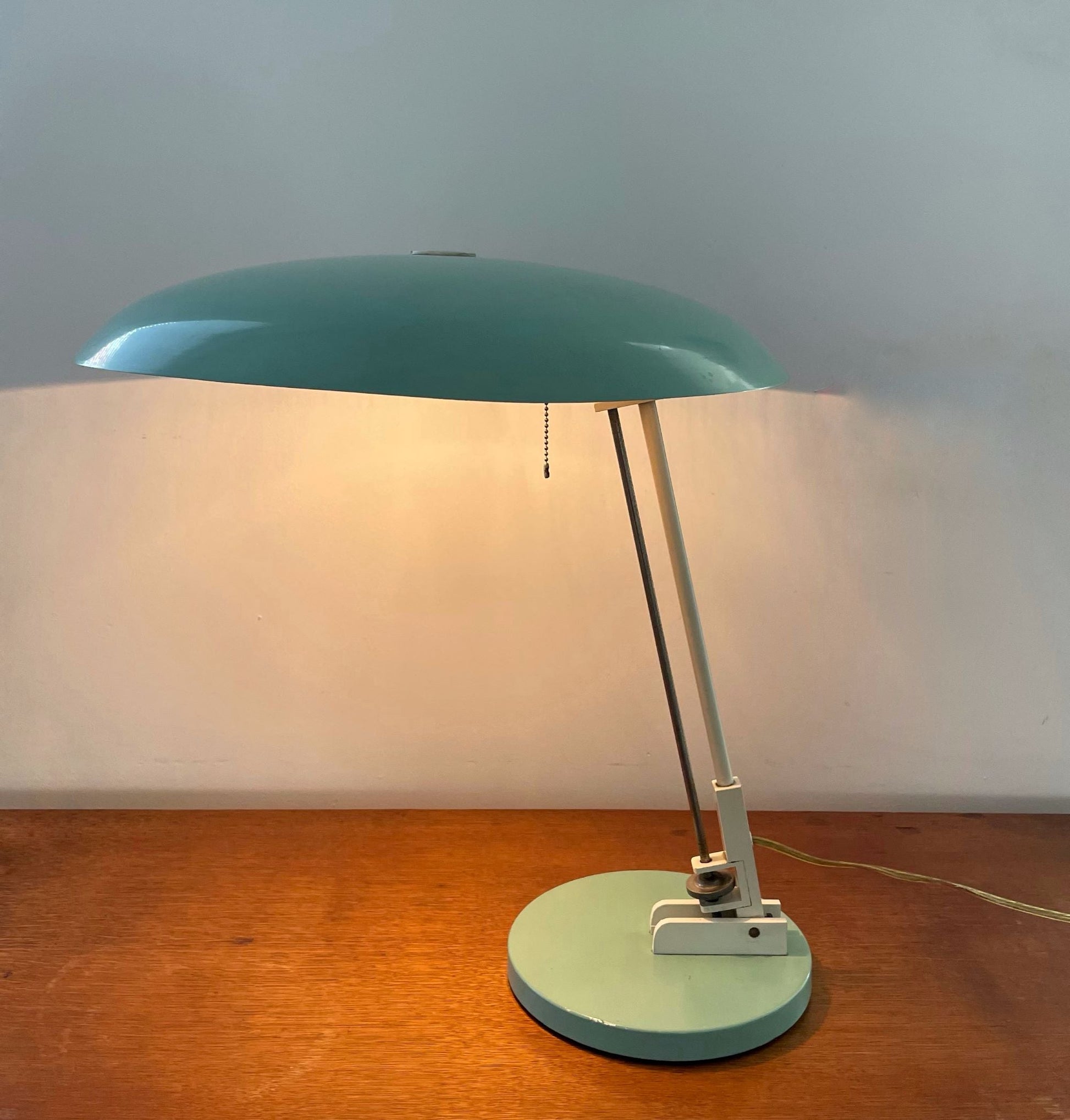 Nedalo industrial table lamp, Dutch design, 1950s - COLLECTORS RDAM