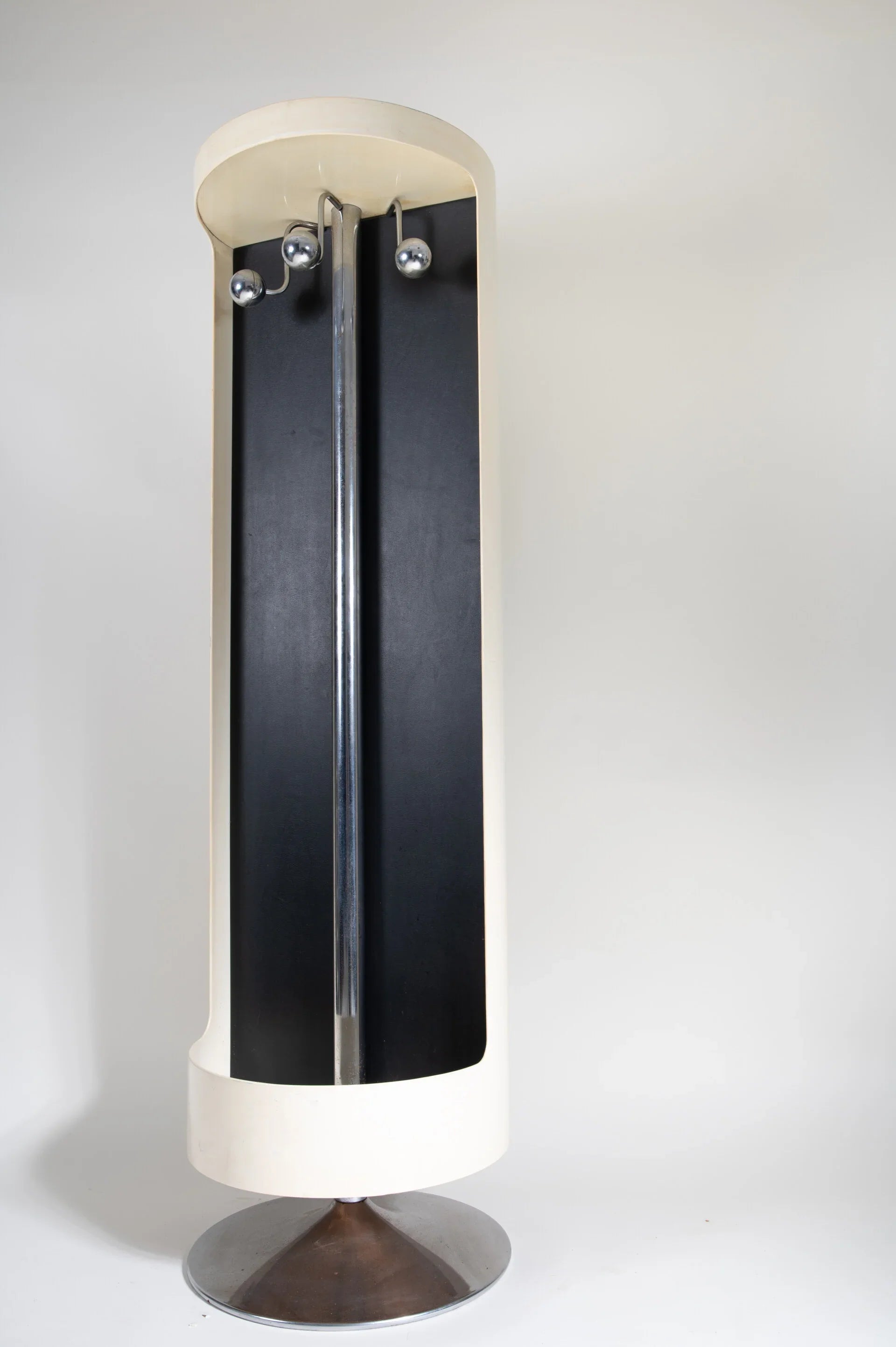 Revolving console table with coat rack and mirror attr. Joe Colombo, 1960s - COLLECTORS RDAM