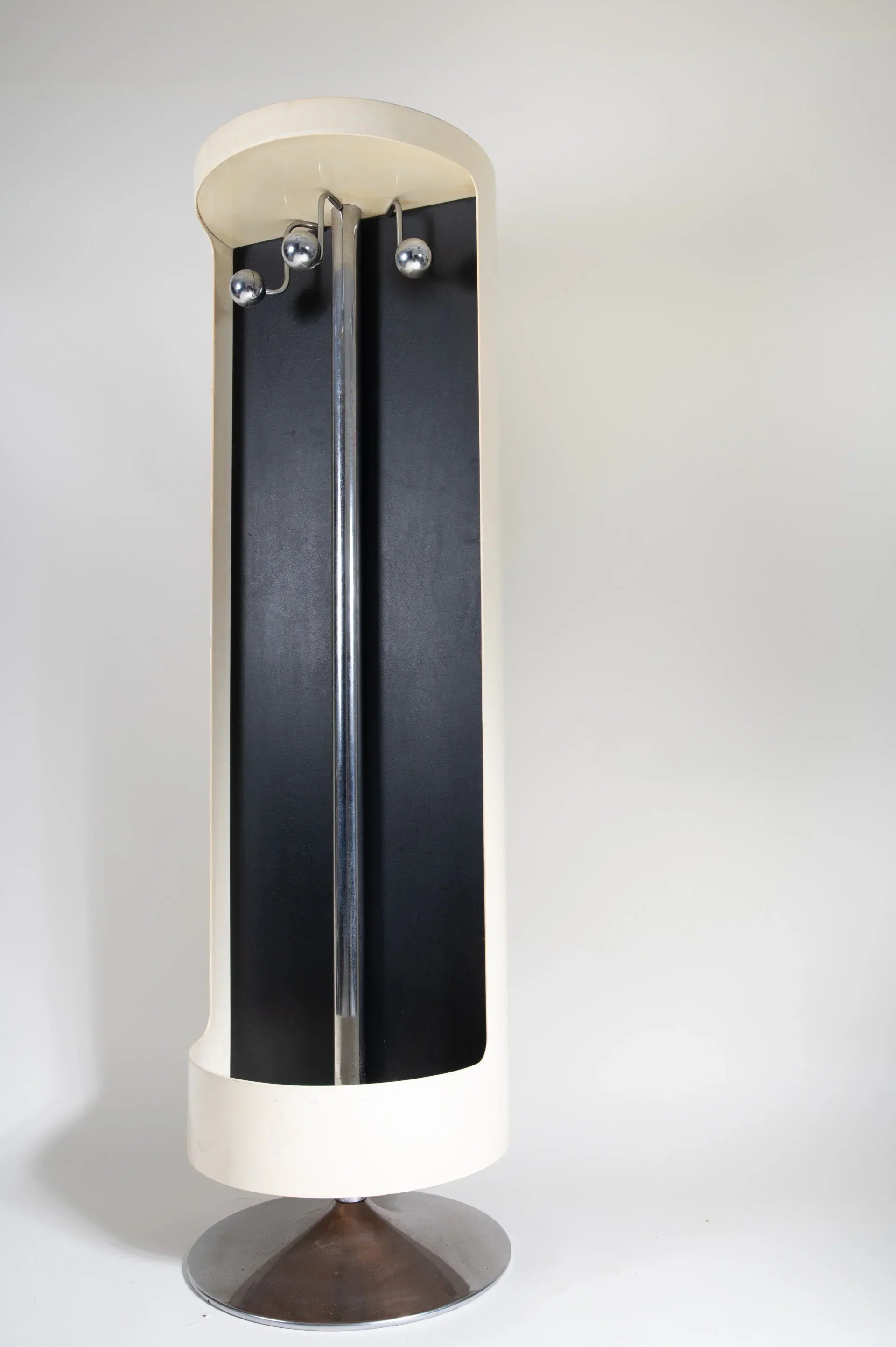 Revolving console table with coat rack and mirror attr. Joe Colombo, 1960s - COLLECTORS RDAM