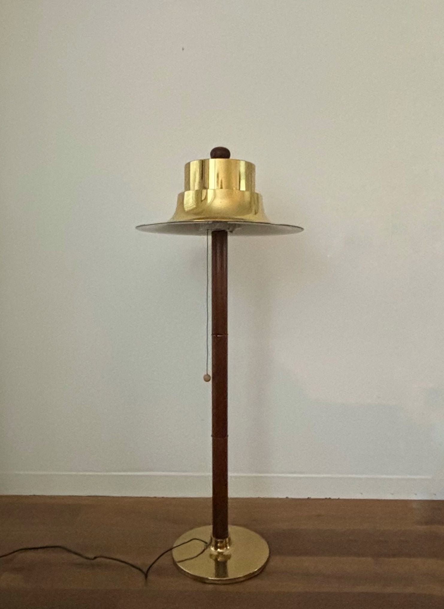 Scandinavian design floorlamp, oak base,aluminium shade – Norlett Elit, Sweden, 1970s - COLLECTORS RDAM