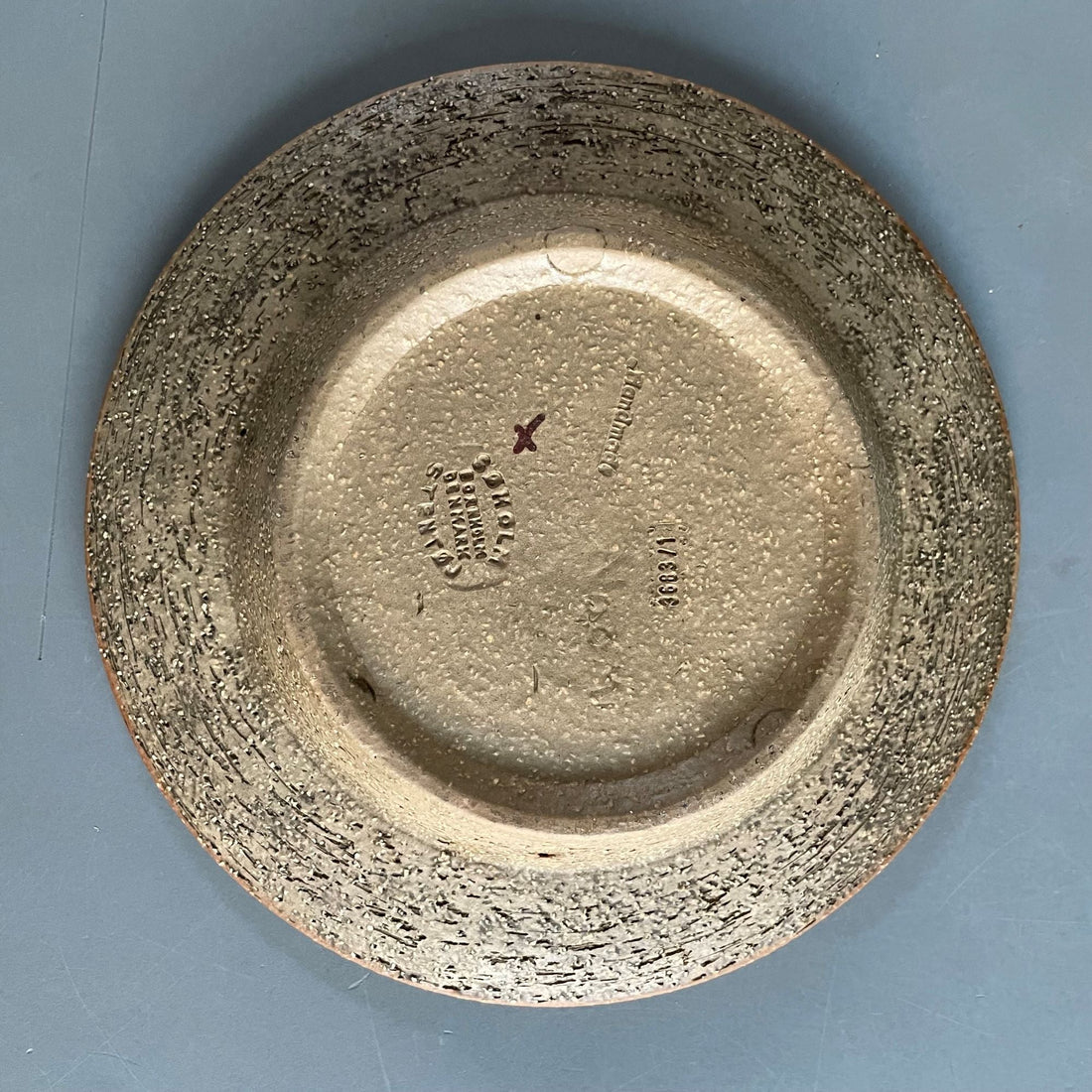 Set stoneware plates by Noomi Backhausen for Soholm Stentoj in Bornholm, Denmark - COLLECTORS RDAM