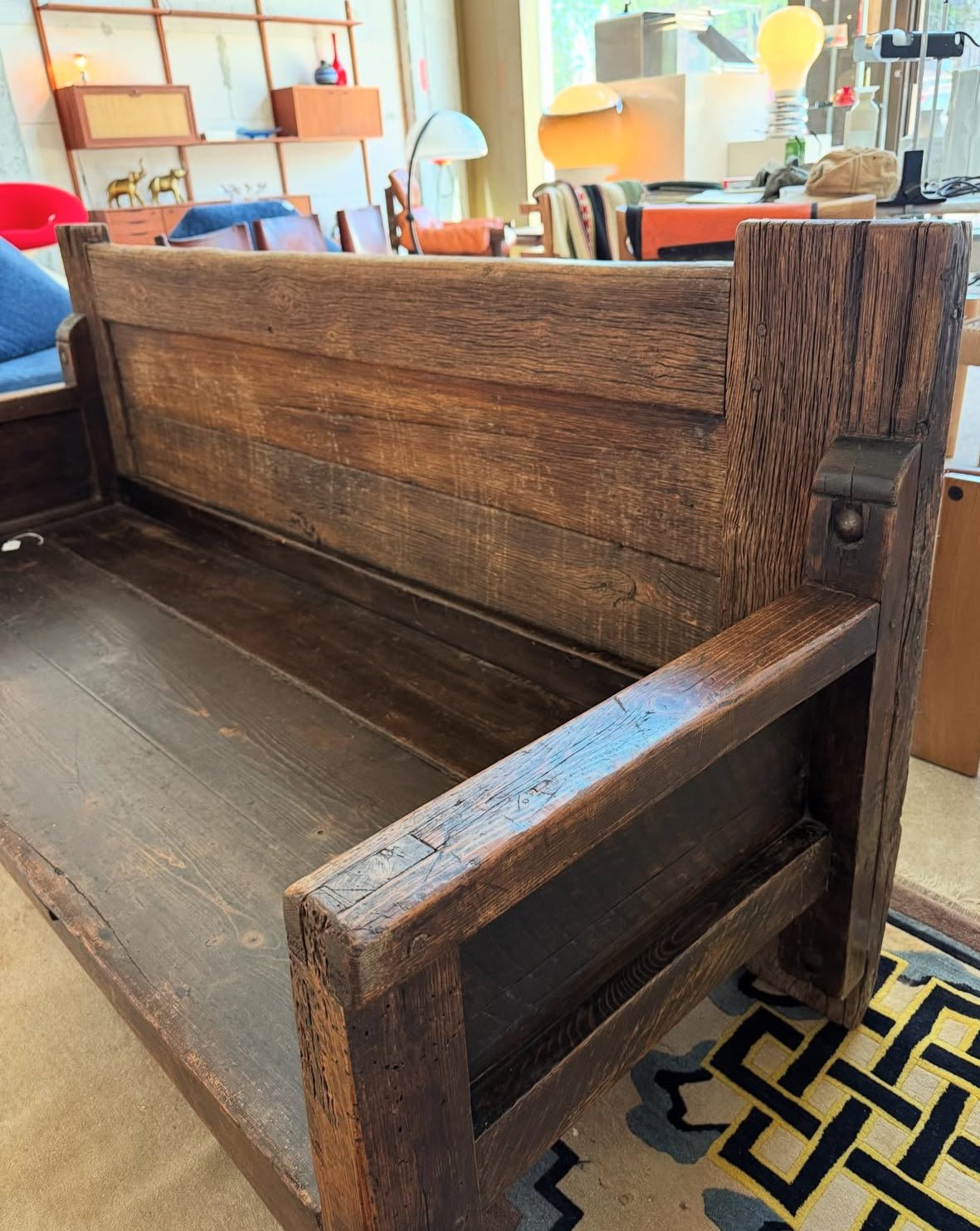 Spanish 18th century sofa - COLLECTORS RDAM