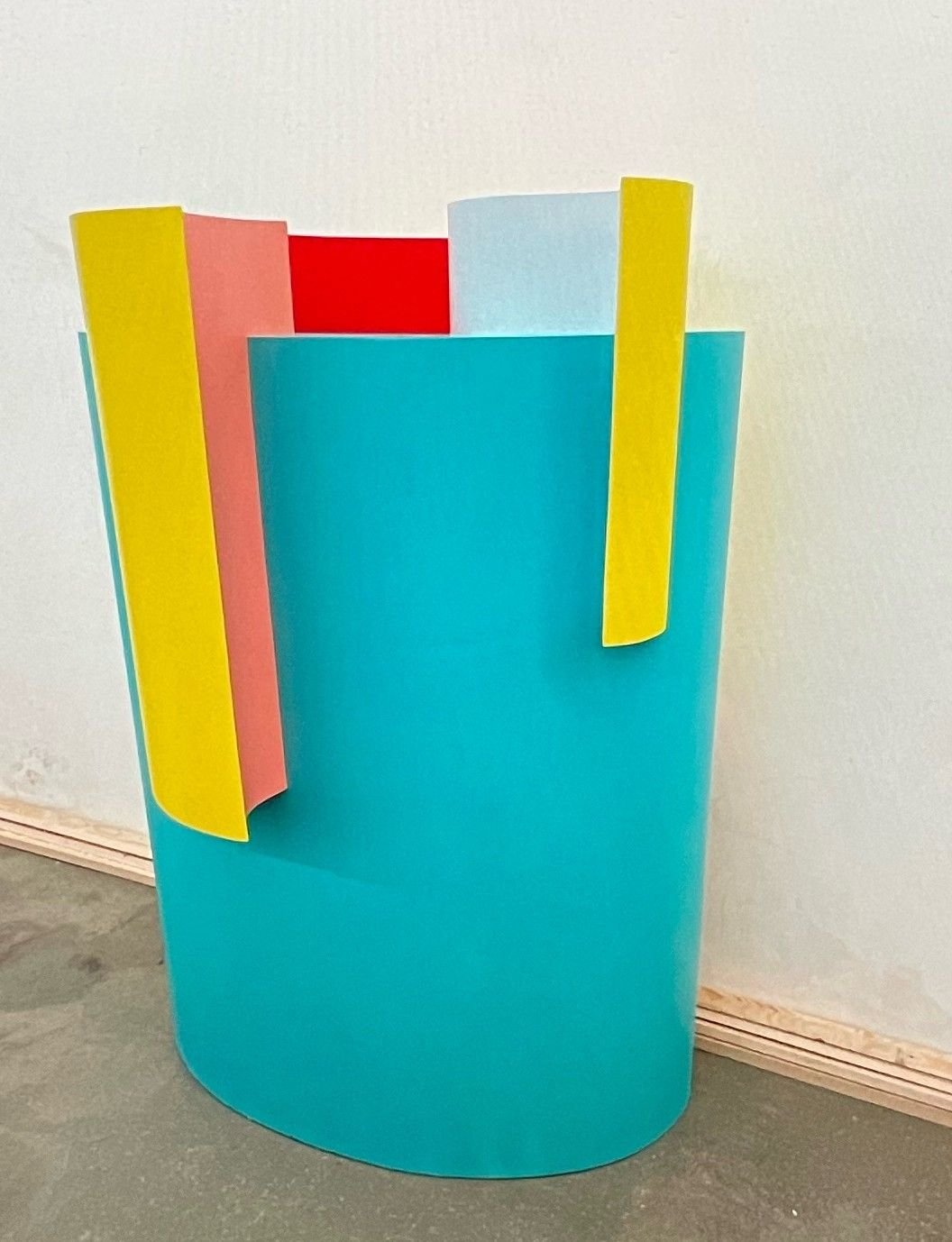 Tall wooden sculpture, Govert Heikoop (1951 - 2007) – ‘Man, Bird, Fish’ – 1980s - COLLECTORS RDAM