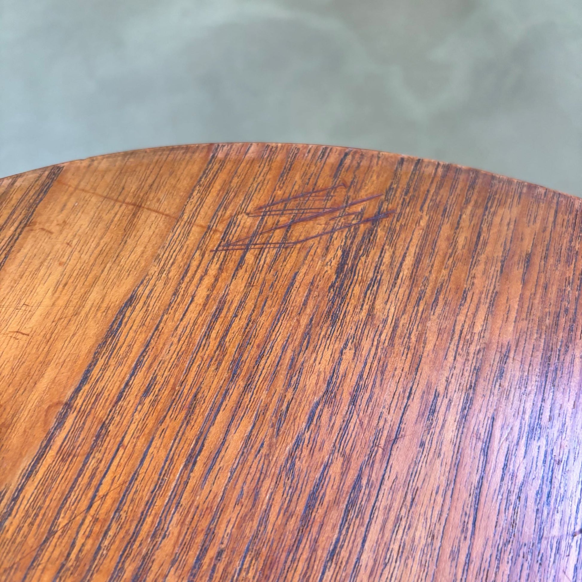 Teak side table with ashtray _ magazine holder, Gorm Mobler, Denmark 1956 - Collectors - Net.Work