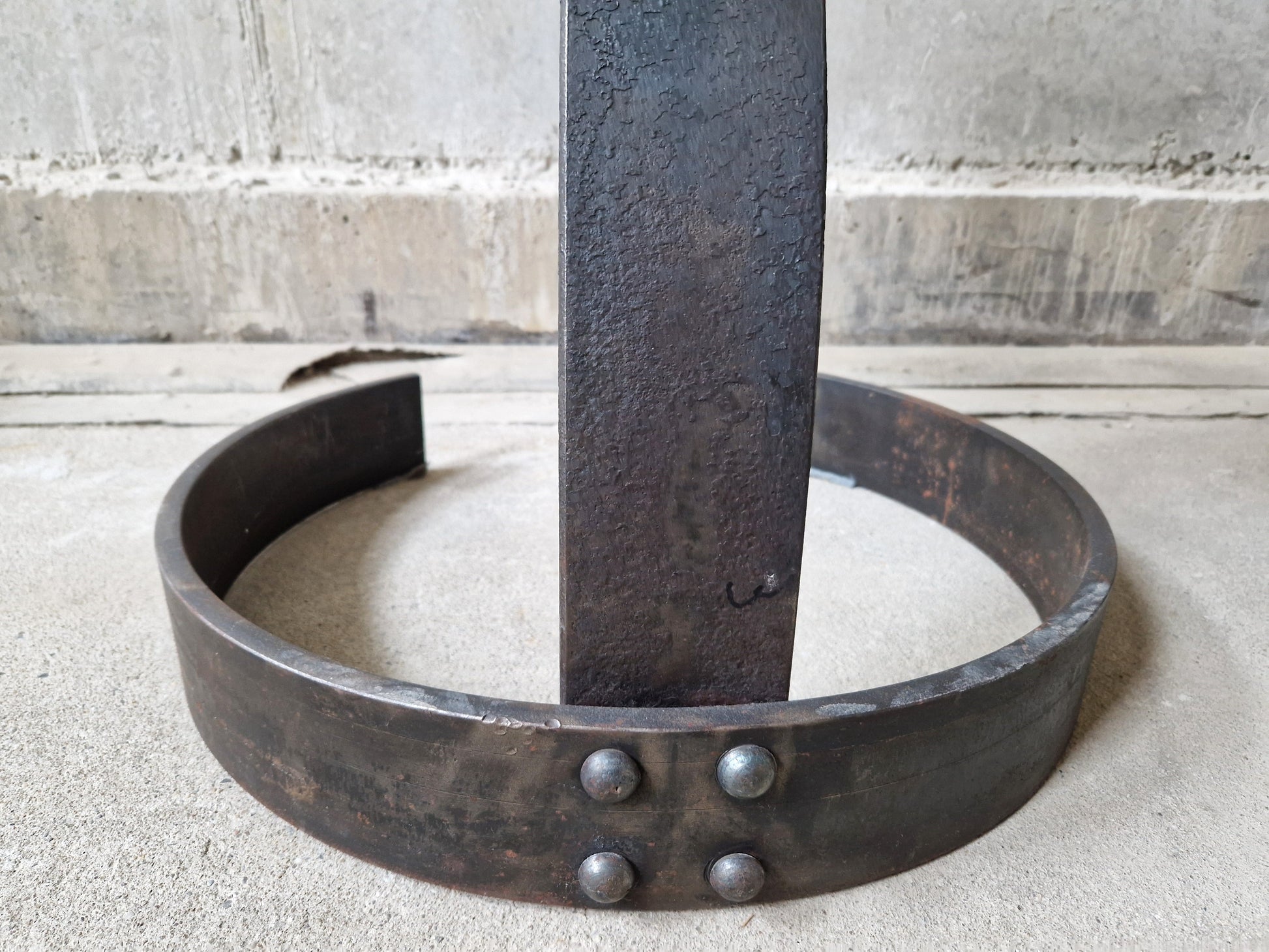 Unique Set of 4 Postmodern Tractor Seat Chairs - COLLECTORS RDAM